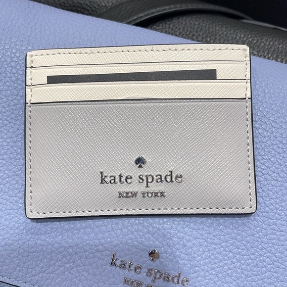 Kate Spade Madison Small Slim Card Holder
Platinum Grey Multi
NWT - Picture 1 of 16